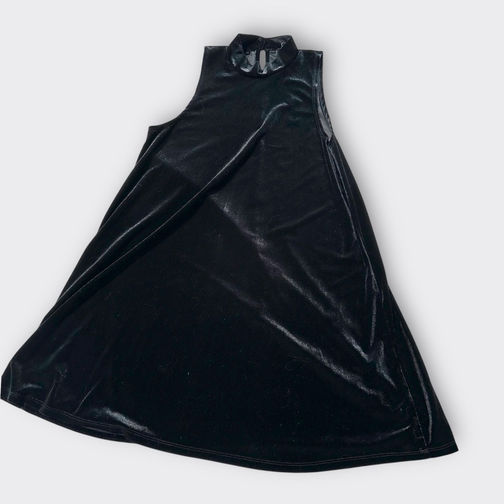 ONE LOVE CLOTHING Little Black Velvet Dress Mock Neck Sleeveless Swing Trapeze M - Picture 2 of 7